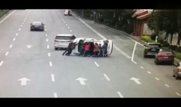 车祸视频合集,车祸瞬间，生死一线